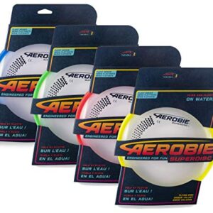 Aerobie Superdisc mit 25 cm Durchmesser in verschiedenen Farben ideal für Wurfspiele im Freien.