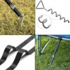 MONZANA® 4 Bodenanker Set für Trampolinen und Outdoor-Ausrüstung mit rostfreien Erdankern und robusten Gurten für maximale Stabilität und Sicherheit bei stürmischem Wetter.