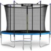 Neo-Sport Trampolin mit Sicherheitsnetz für Kinder im Garten, ideal für Outdoor-Spaß und Sicherheit beim Springen.