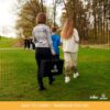 Offizielles Cornhole Set 90x60 - Red Zone mit zwei stabilen Brettern und vier farbigen Taschen für ein spannendes Game Erlebnis im Freien.