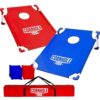 Set für das Spiel Cornhole mit roten und blauen Spielbrettern sowie einer Tragetasche, ideal für Outdoor-Aktivitäten und Familienunterhaltungen.