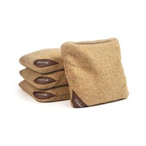 Vier Elakai Cornhole Bags mit Fischgrätenmustern, einseitig konzipiert und wetterfest. Ideal für Grillabende, Heckklappen und Turniere.